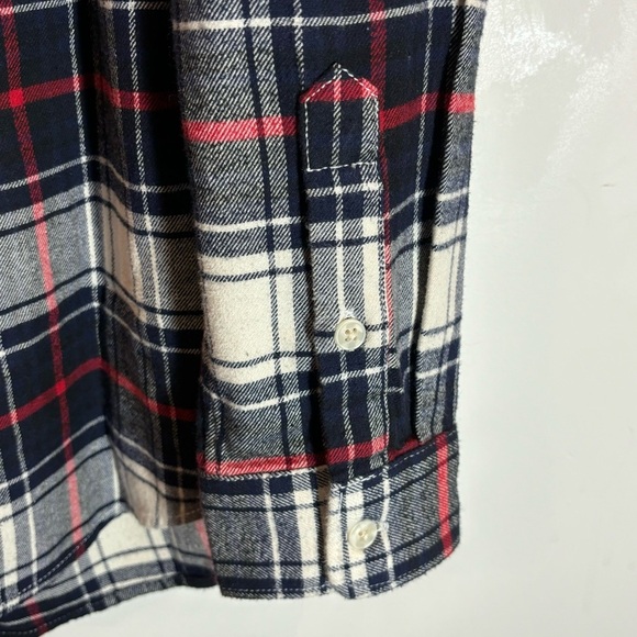 GAP Sz L Plaid 100% Organic Cotton Front Pocket Button Down Shirt  NEW WITH TAG - Picture 4 of 10